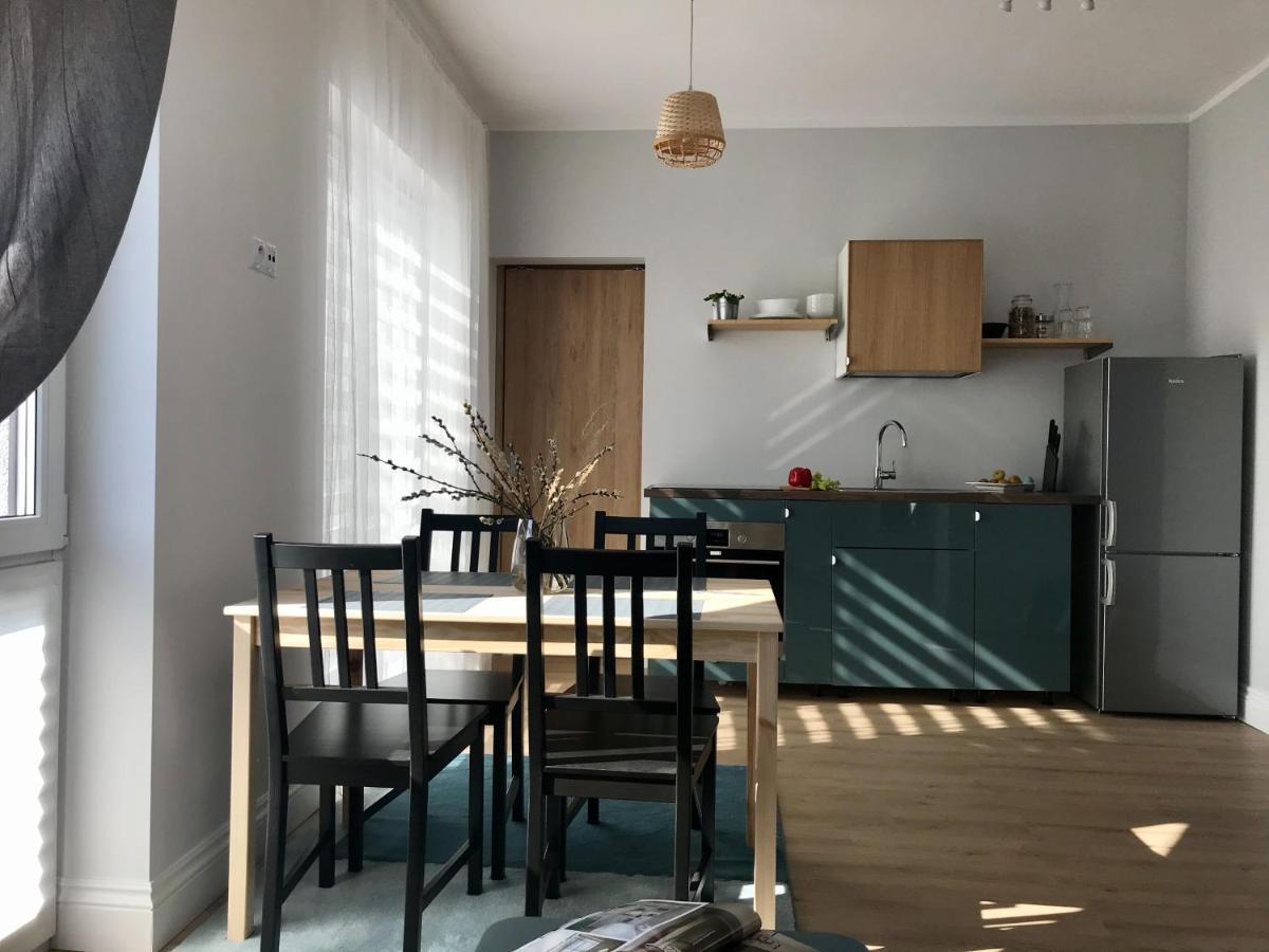 Apartamenty Zastava Wloszczowa Ngoại thất bức ảnh